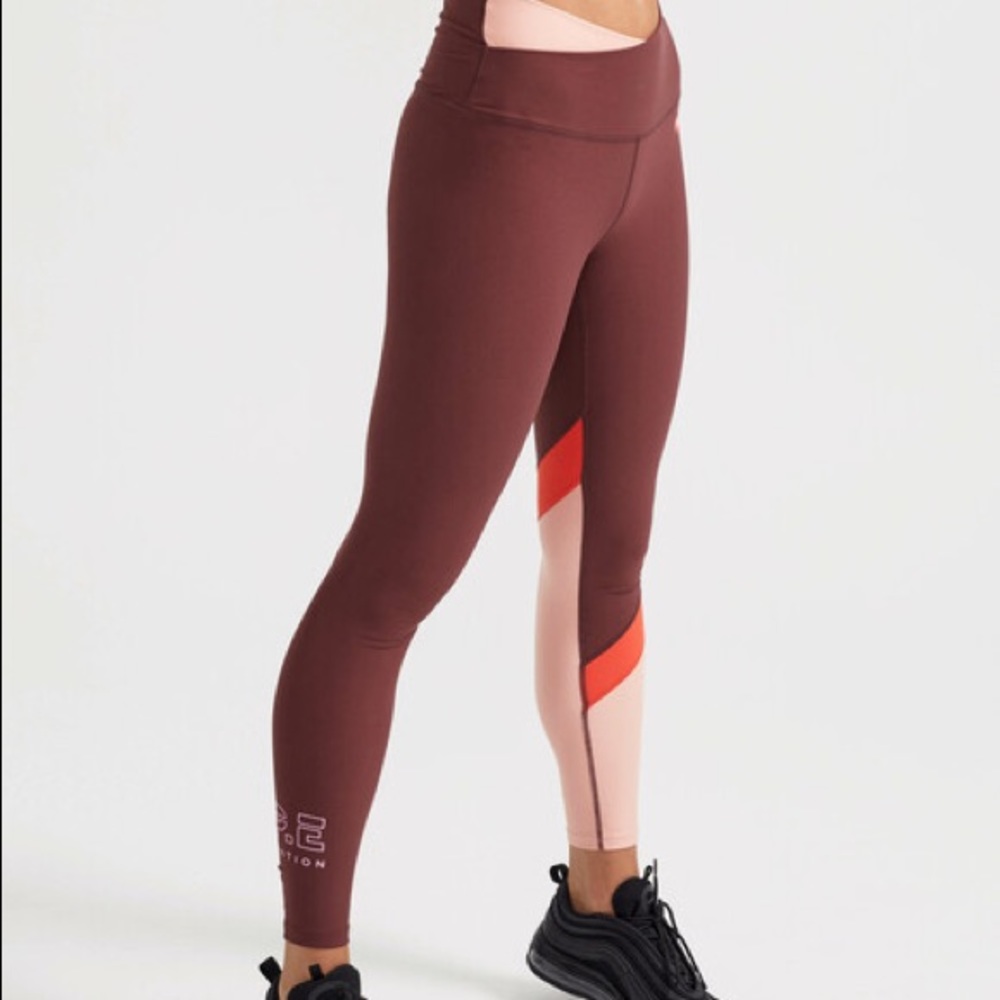 P.E Nation Point Forward Legging in Andorra - Picture 2 of 10